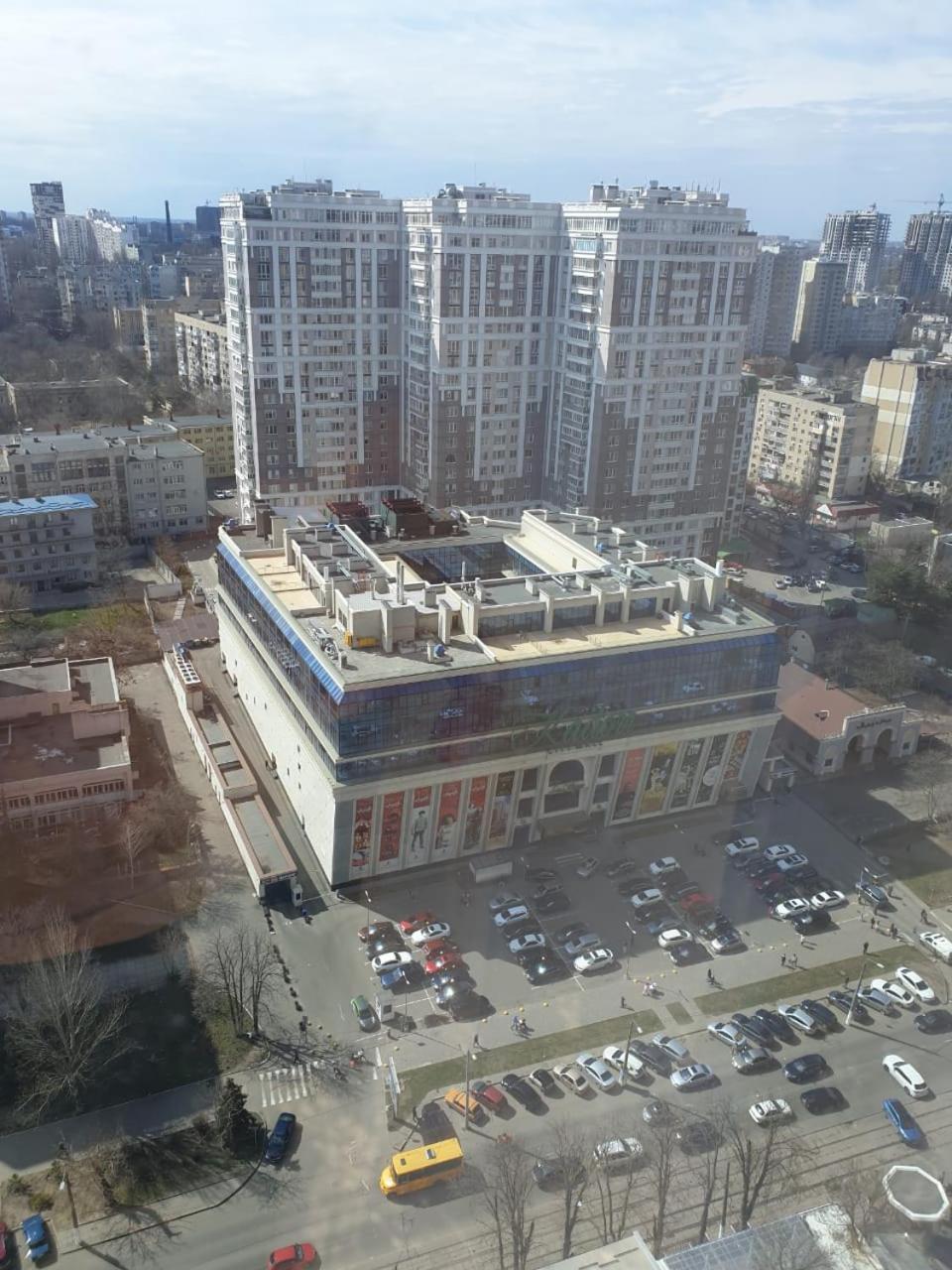 Sunny Apartments Near The Sea On Genuezskaya Odesa Exterior photo